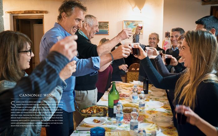 The Blue Zones Kitchen: 100 Recipes to Live to 100
 – Dan Buettner