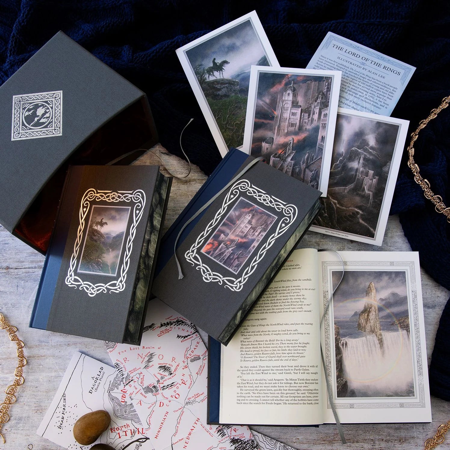 The Lord of the Rings Deluxe Illustrated Box Set (Tolkien Illustrated Editions)